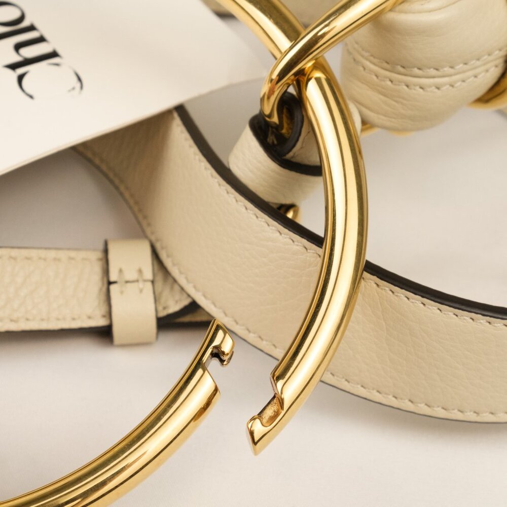 Chloe Beige Shoulder Bag with Gold Rings - Picture 11 of 16